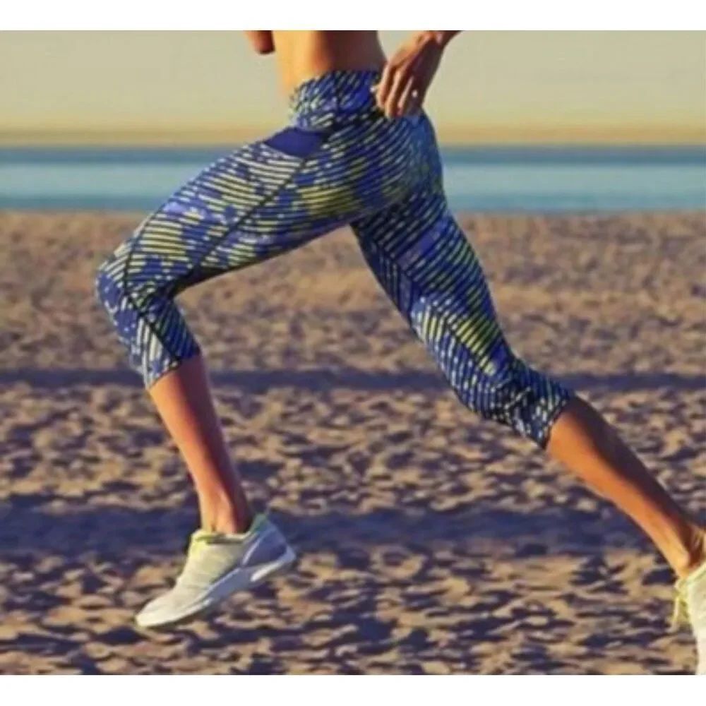 Athleta Radical stripe blue M cropped Athleisure leggings